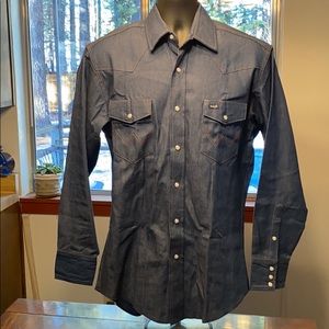 Wrangler large denim Pearl snaps